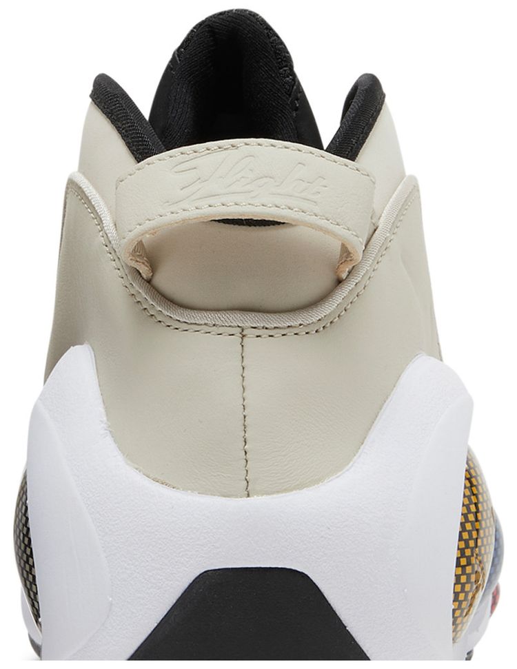 Nike Air Zoom Flight 95 Light Orewood Brown