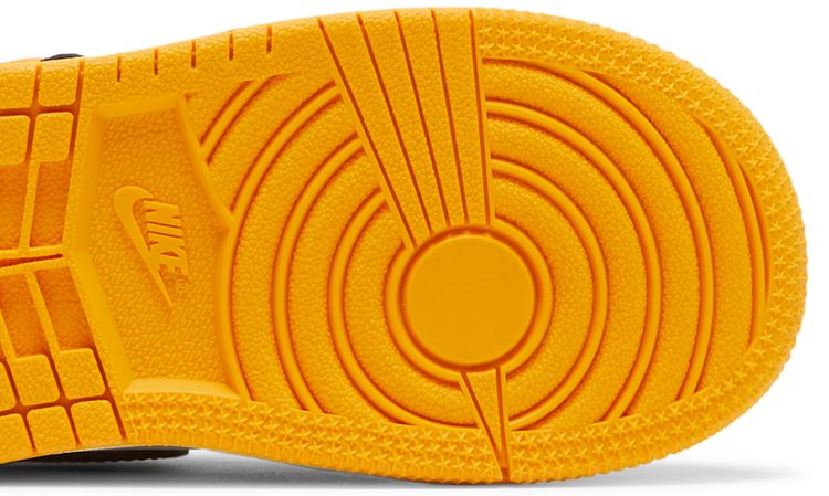 Air Jordan 1 Retro High OG TD Yellow Toe