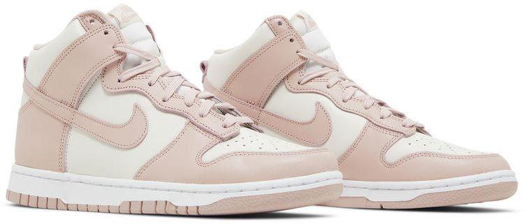 Wmns Dunk High Pink Oxford