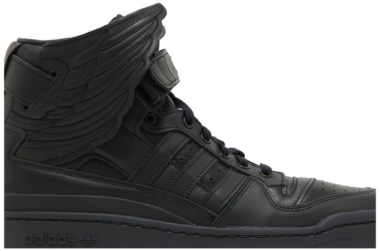 Jeremy Scott x Wings 40 Core Black