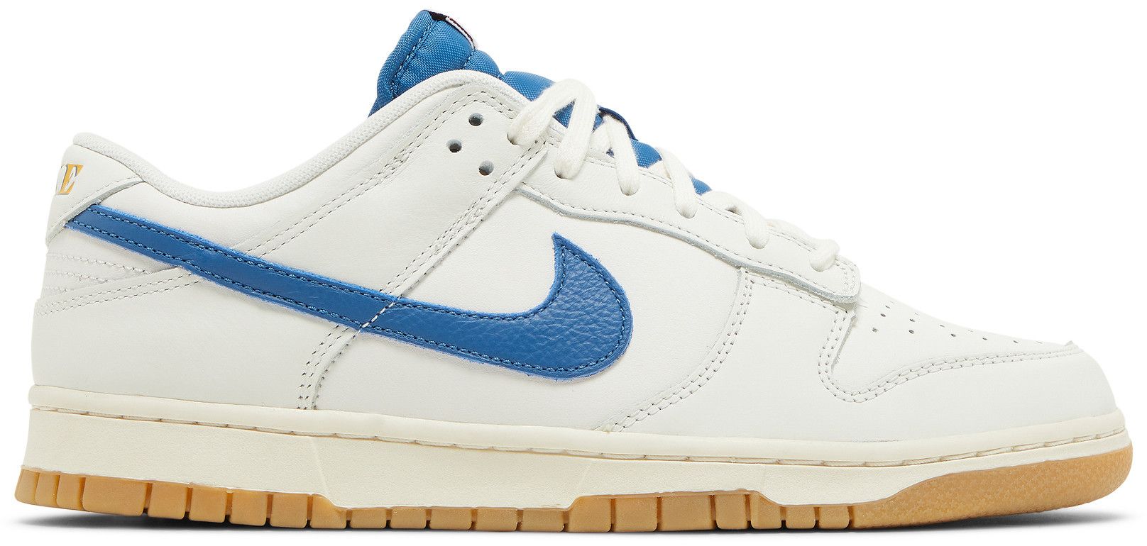 Dunk Low SE 'Sail Game Royal Gum' GOAT
