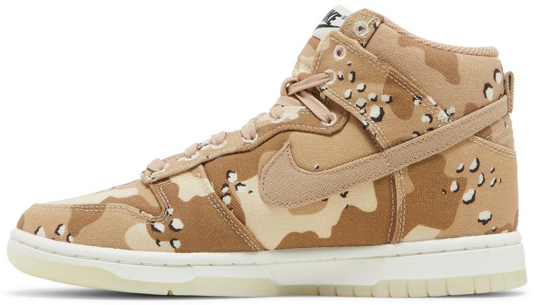 Nike Wmns Dunk High Desert Camo