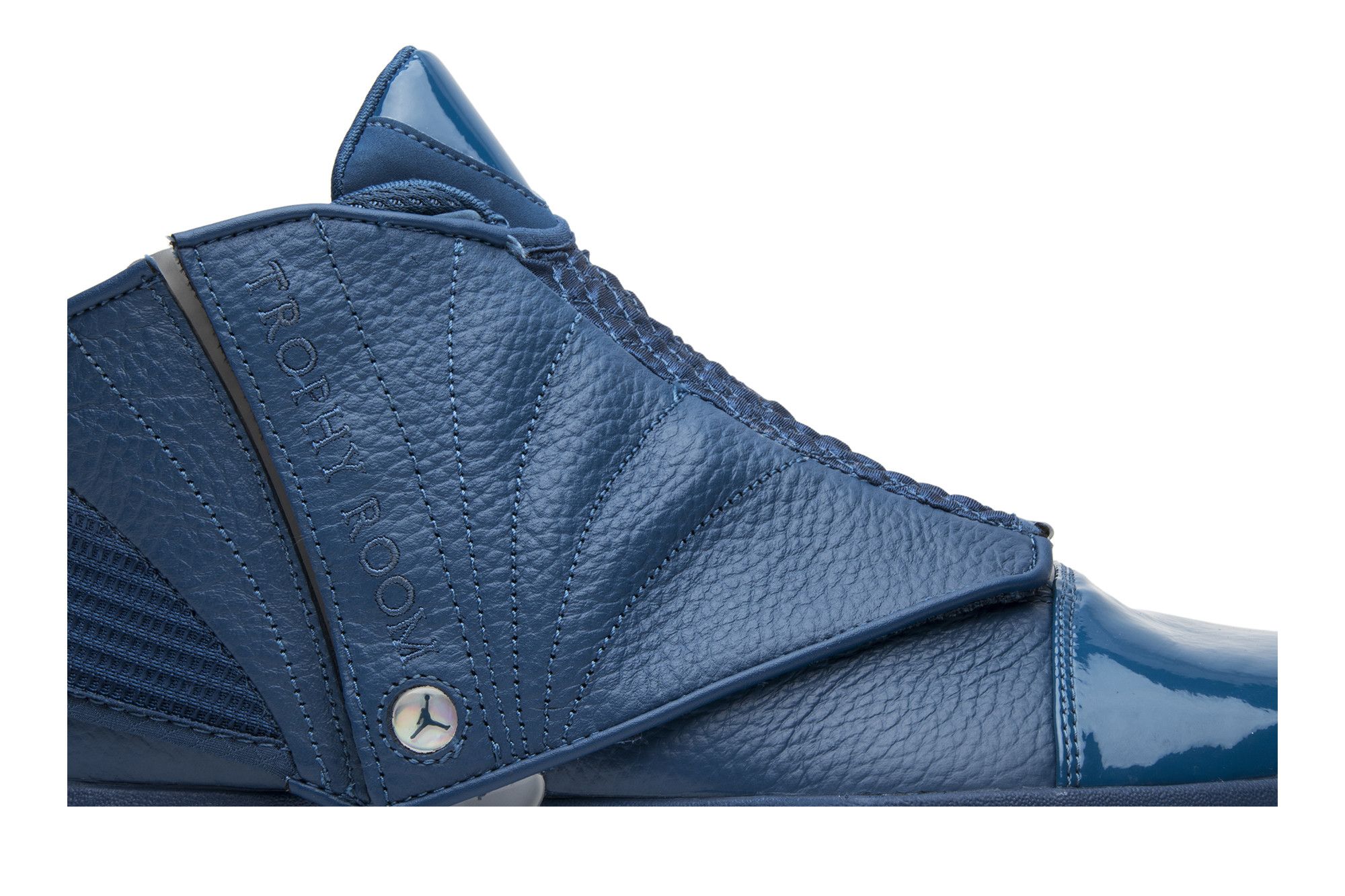 Jordan 16 trophy room store