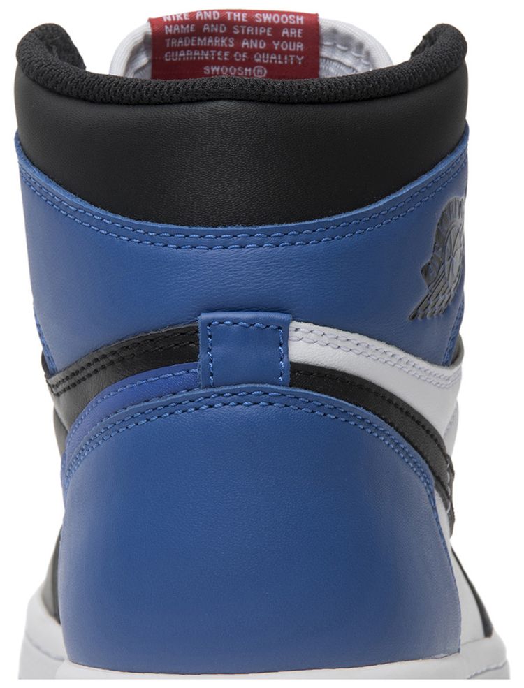 Air Jordan 1 Retro High OG Top 3