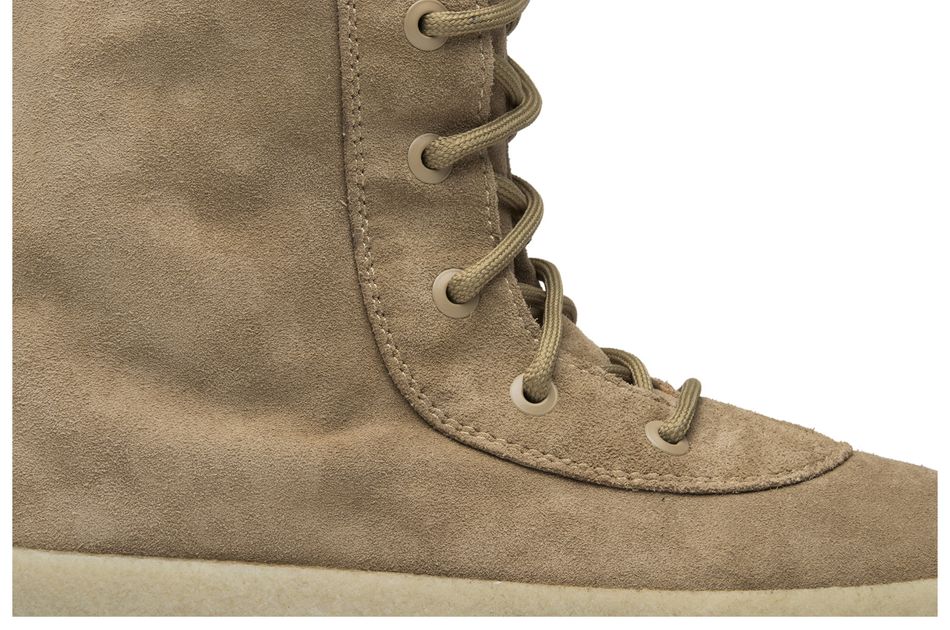 yeezy taupe boot