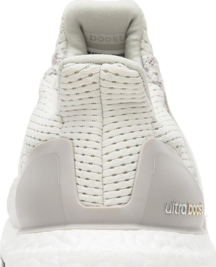 UltraBoost 10 Limited Cream