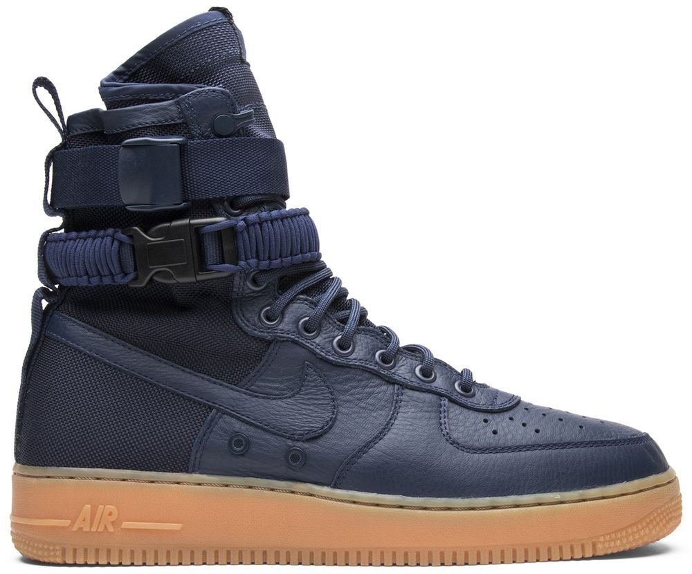 nike walk all day trainers