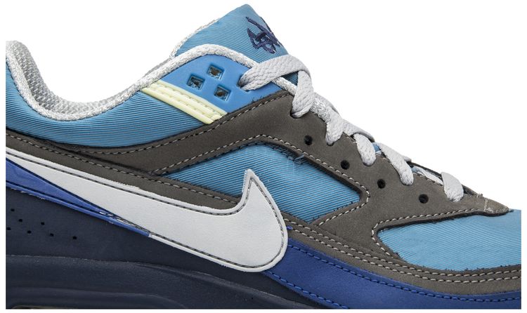 Stash x Air Classic BW