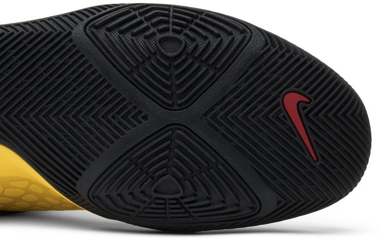 Nike Kyrie 3 Mamba Mentality