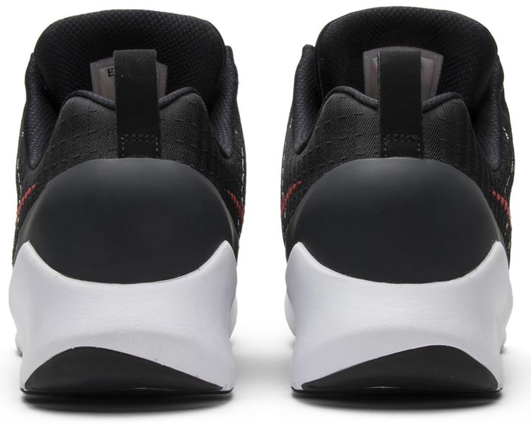 HyperAdapt 10 Bred