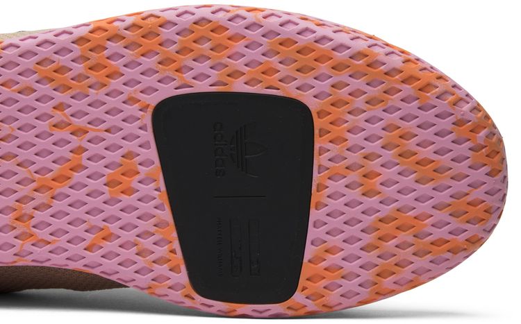 Pharrell x adidas Tennis Hu Pink Marble