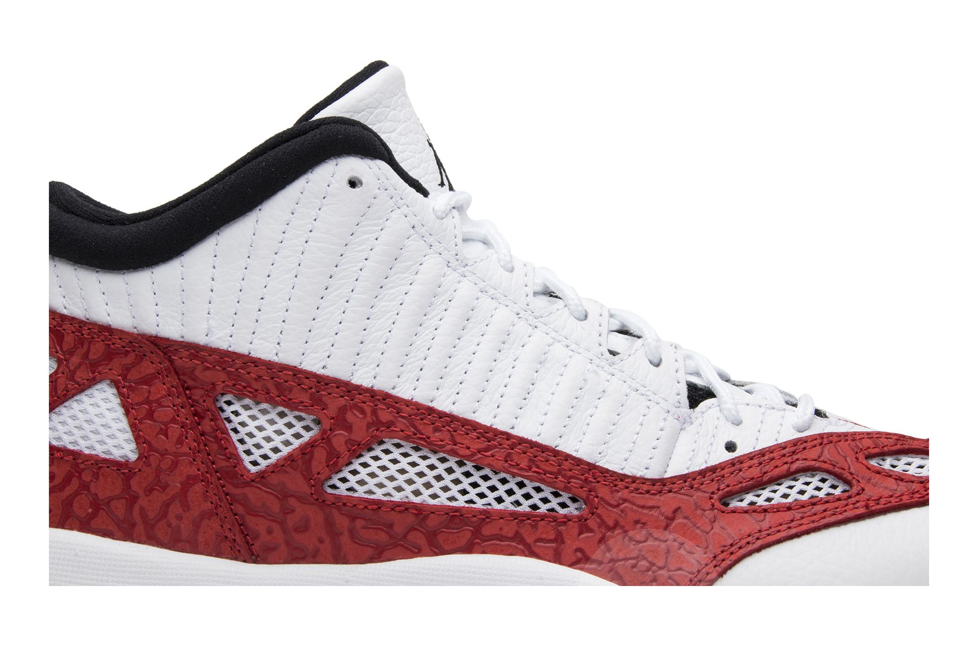 Jordan 11 retro low ie white gym red discount