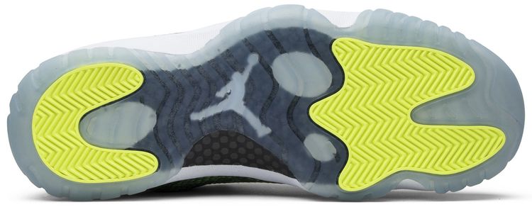 Air Jordan 11 Retro Low Snake