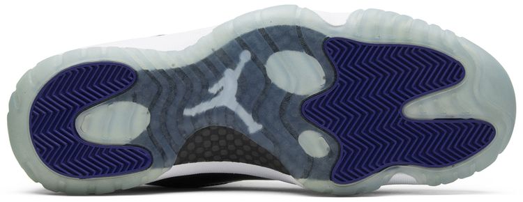 Air Jordan 11 Retro Low Concord
