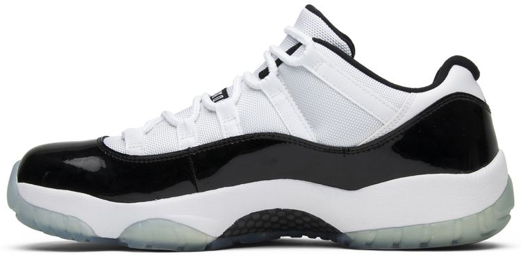 Air Jordan 11 Retro Low Concord