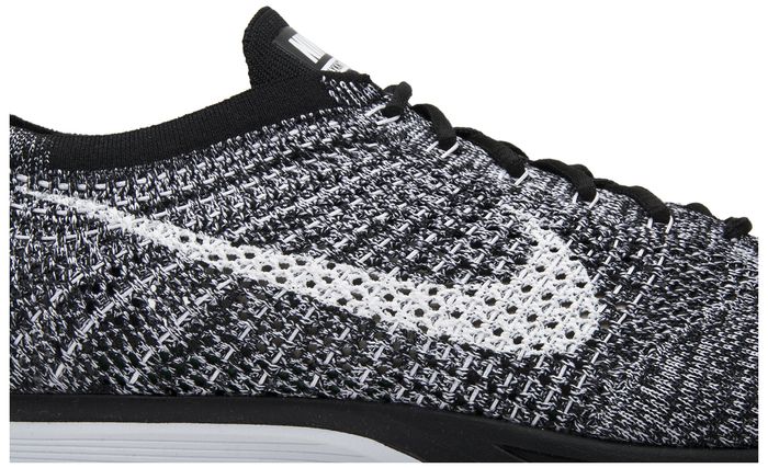 flyknit racer oreo 2.0