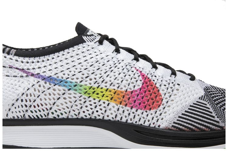 Flyknit Racer Be True