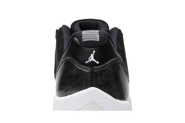 Nike Air Jordan 11 Retro Low Barons Size 6y 528895-010 s-l400.jpg main image 4
