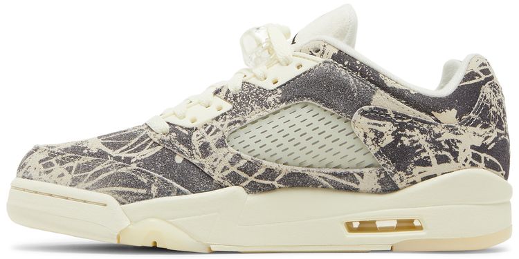 Wmns Air Jordan 5 Retro Low Expression