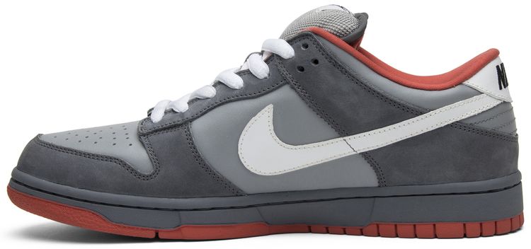 Jeff Staple x Dunk Low Pro SB Pigeon