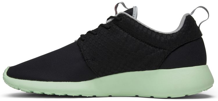 Roshe One FB Yeezy
