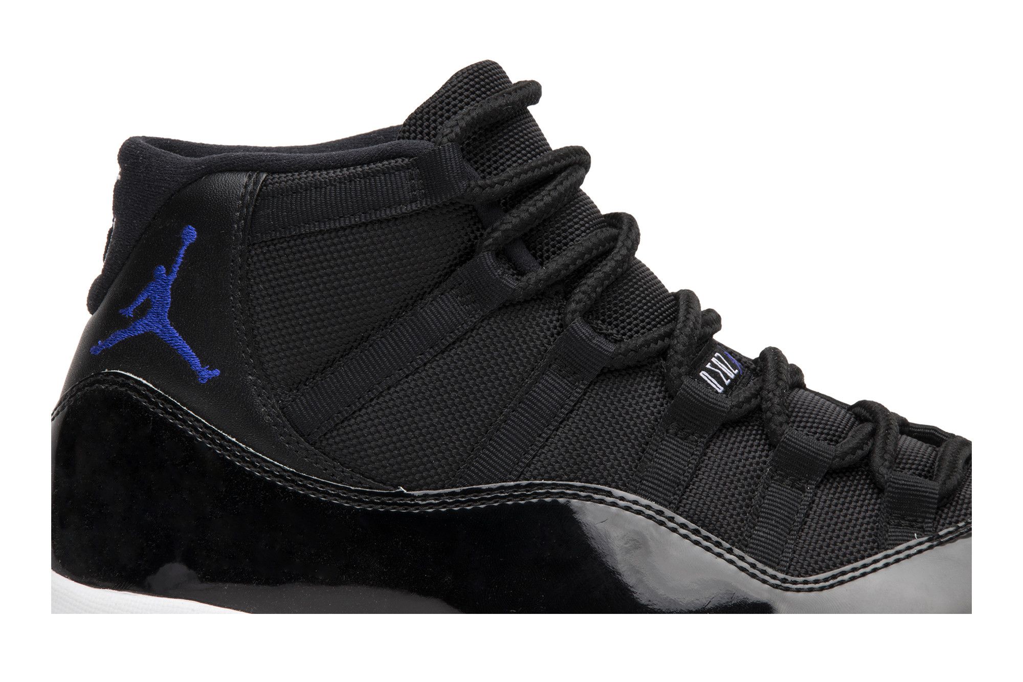 Air jordan 11 retro space jam 216 deals