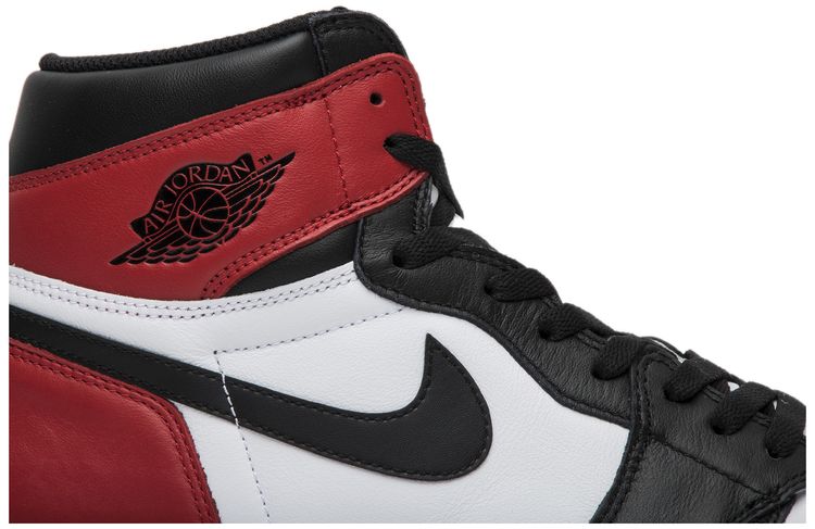 Air Jordan 1 Retro High OG Black Toe 2016