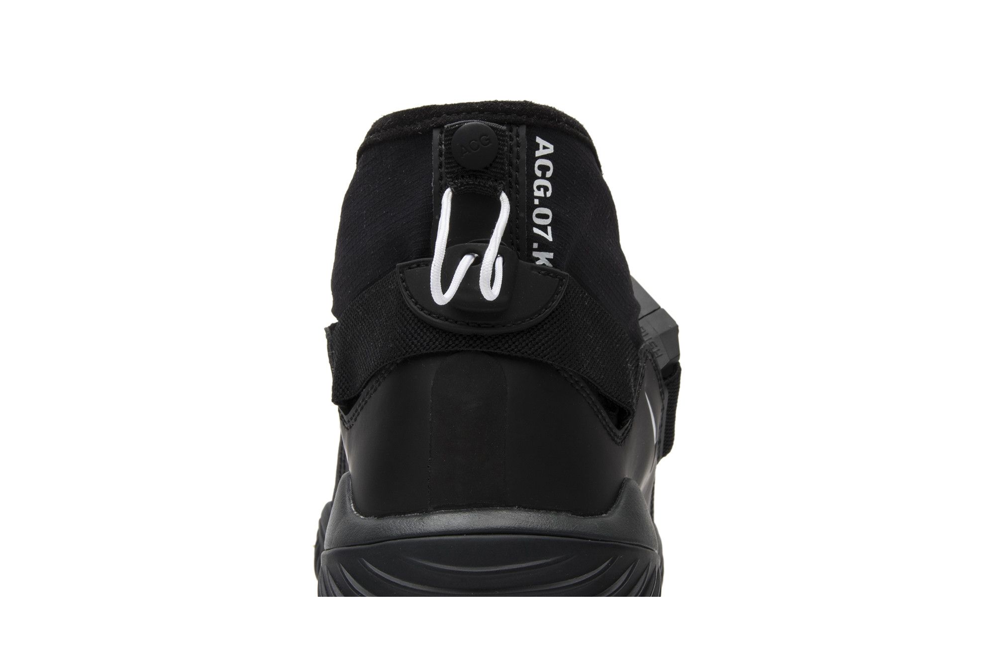 【2足セット】NIKE ACG KMTR 07 BLACK 27.5+SE28 See the NikeLab ACG.07.KMTR in Action | Nice Kicks