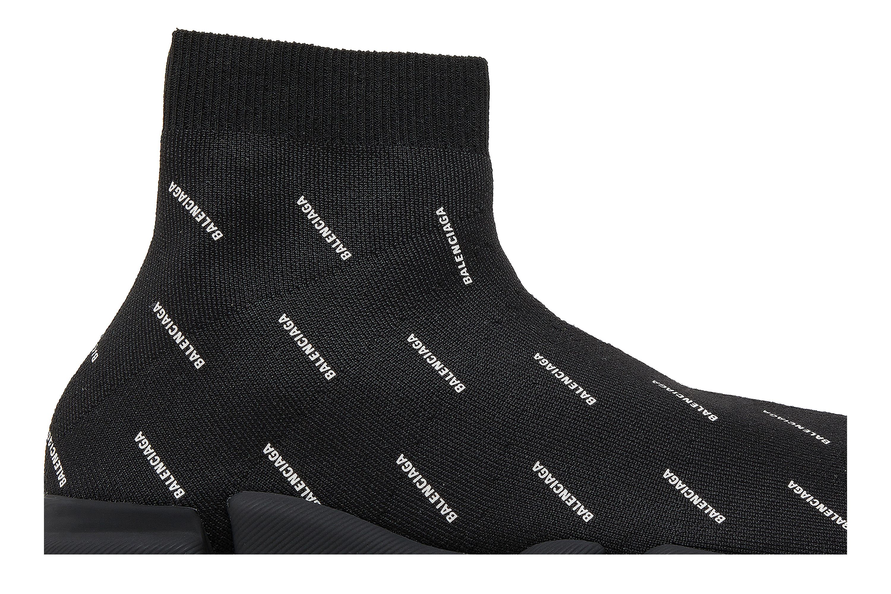 Balenciaga all over logo speed trainer store