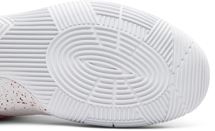 Nike Kyrie 2  Ky rispy Kreme Krispy Kreme Special Box