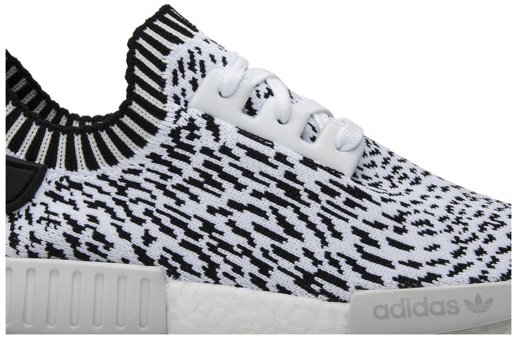 Adidas NMD R1 Primeknit Zebra