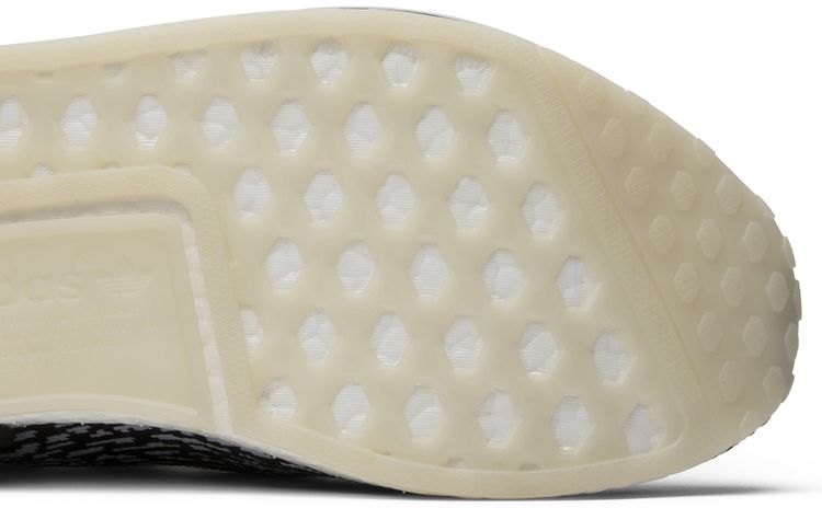 Adidas NMD R1 Primeknit Zebra