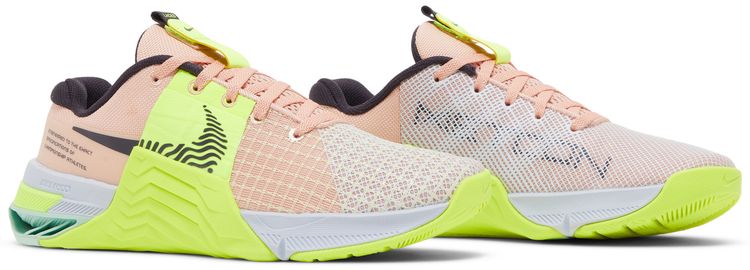 Nike Wmns Metcon 8 Arctic Orange Volt