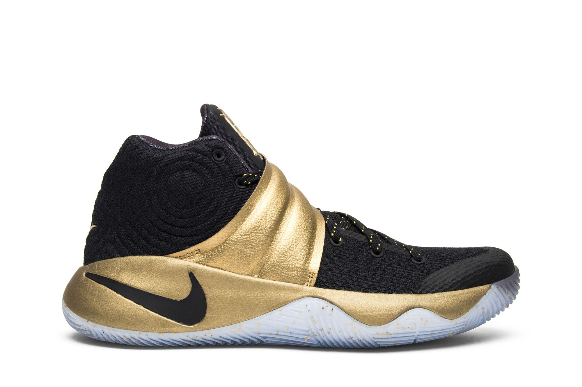 Buy Kyrie x LeBron Four Wins Game 7 Fifty Two Years 925432 900 GOAT