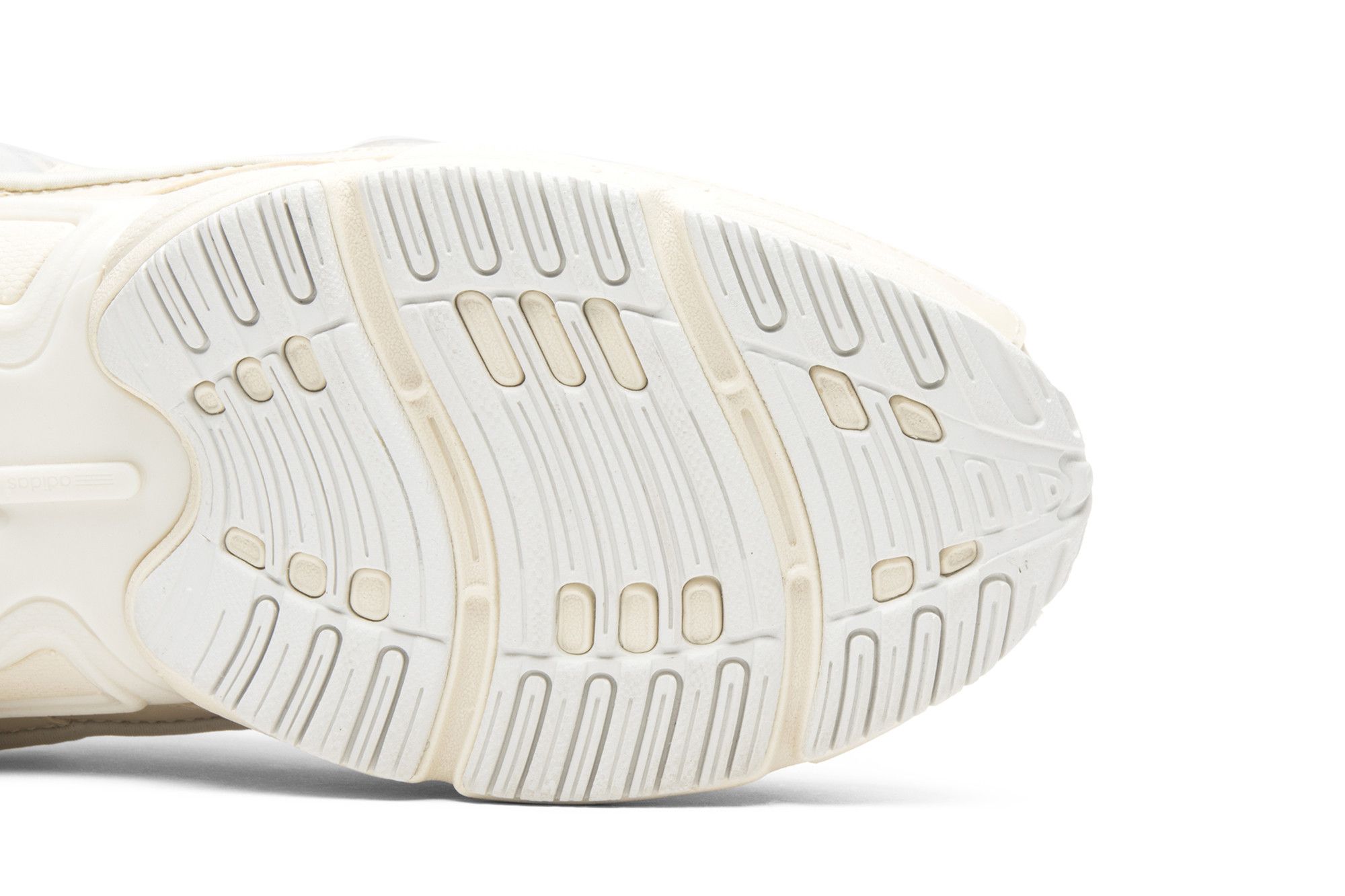 Raf simons ozweego bunny cream store