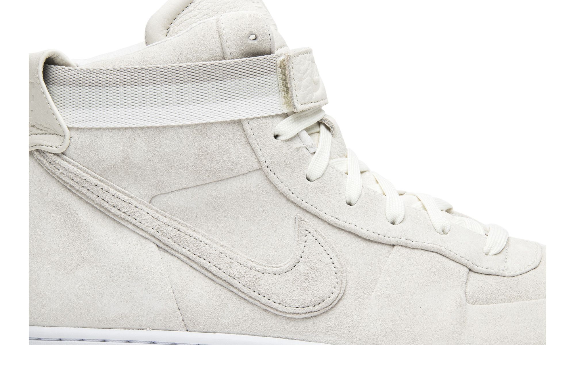 John elliott vandal sail sales