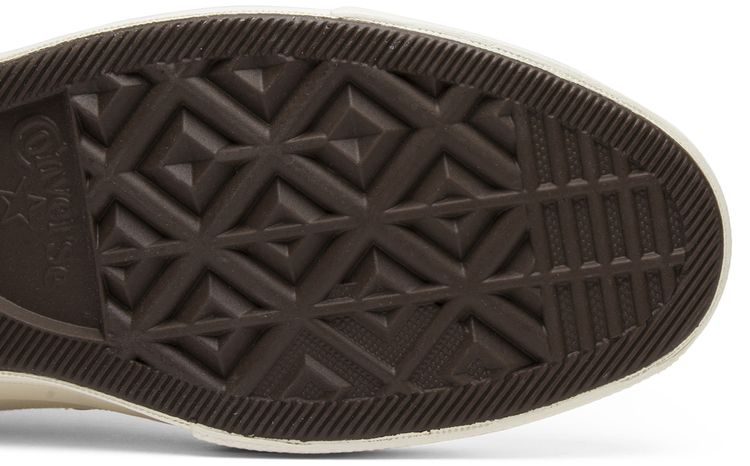 Comme des Garcons Play x Chuck 70 Low Milk