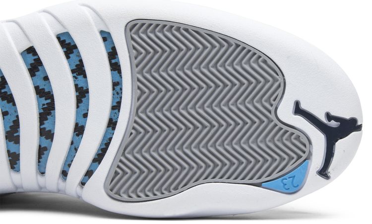 Air Jordan 12 Retro Grey University Blue