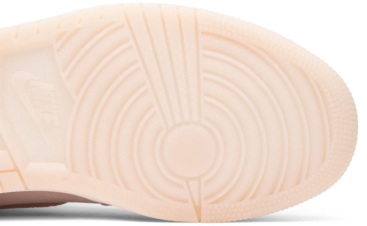 Wmns Air Jordan 1 Retro High Season of Her Sunset Tint