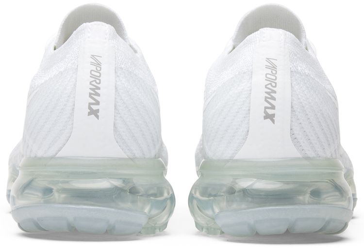 Nike Wmns Air VaporMax White Christmas