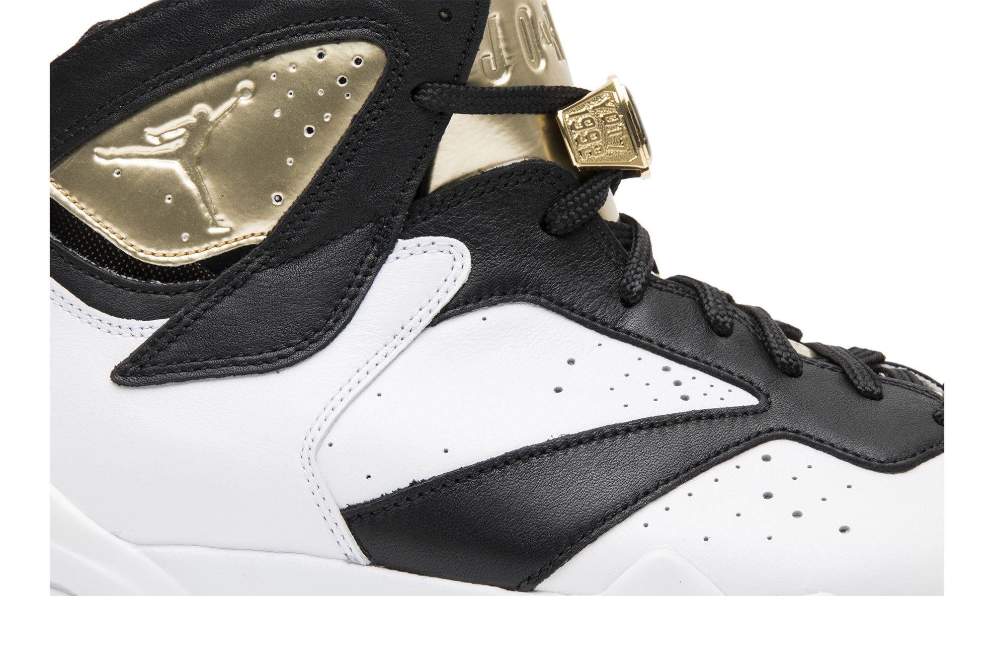 Retro 7 gold 2025