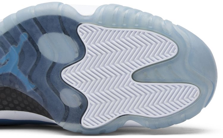 Air Jordan 2911 Retro Ultimate Gift of Flight Pack