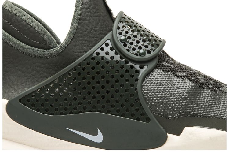 Stone Island x NikeLab Sock Dart Mid SP Sequoia