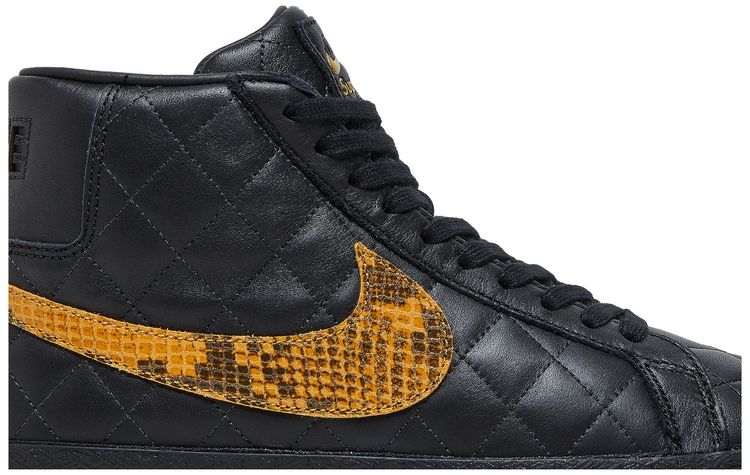 Supreme x Nike Zoom Blazer Mid QS SB Black Snakeskin