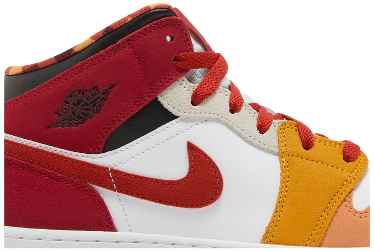 Air Jordan 1 Mid SE GS Picnic