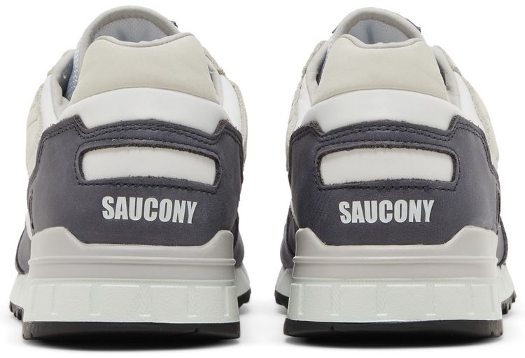 Shadow 5000 Premier White Navy