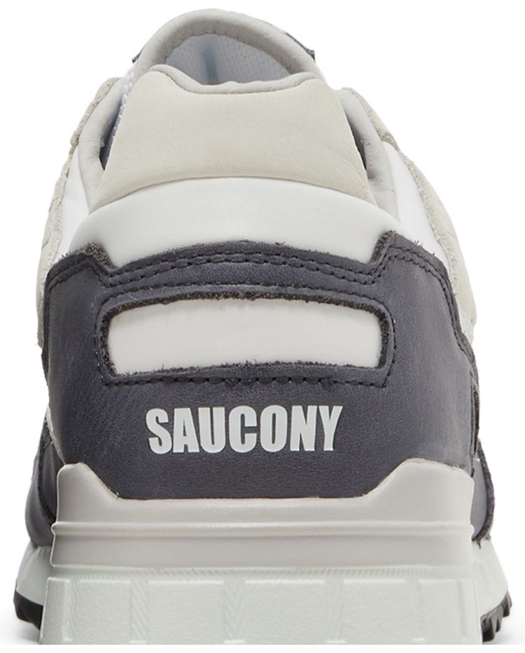 Shadow 5000 Premier White Navy