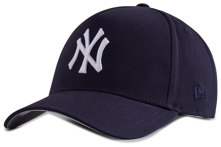 Kith x New Era for AMNH Yankees Snapback Nocturnal