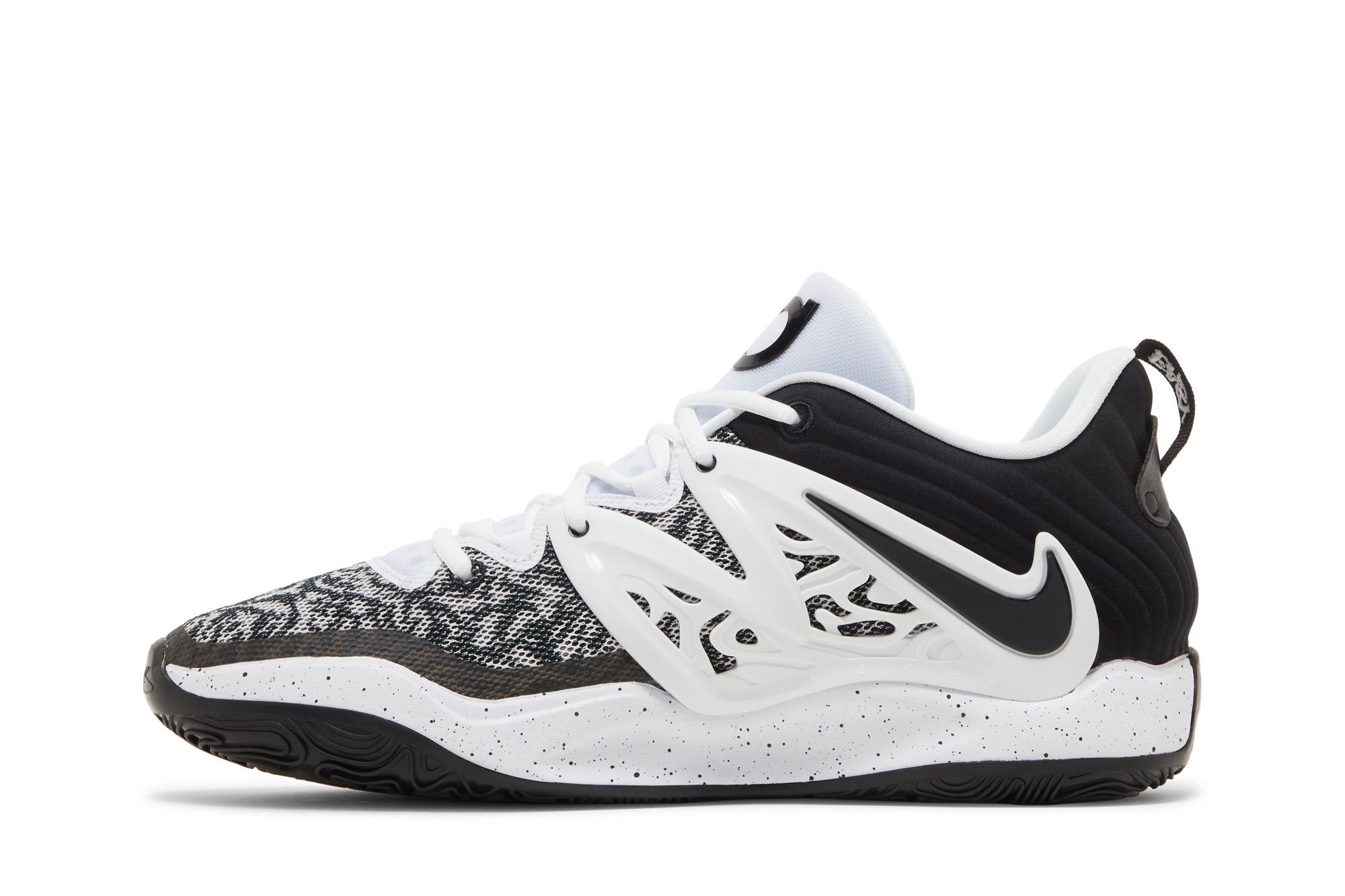 Kd white and black store