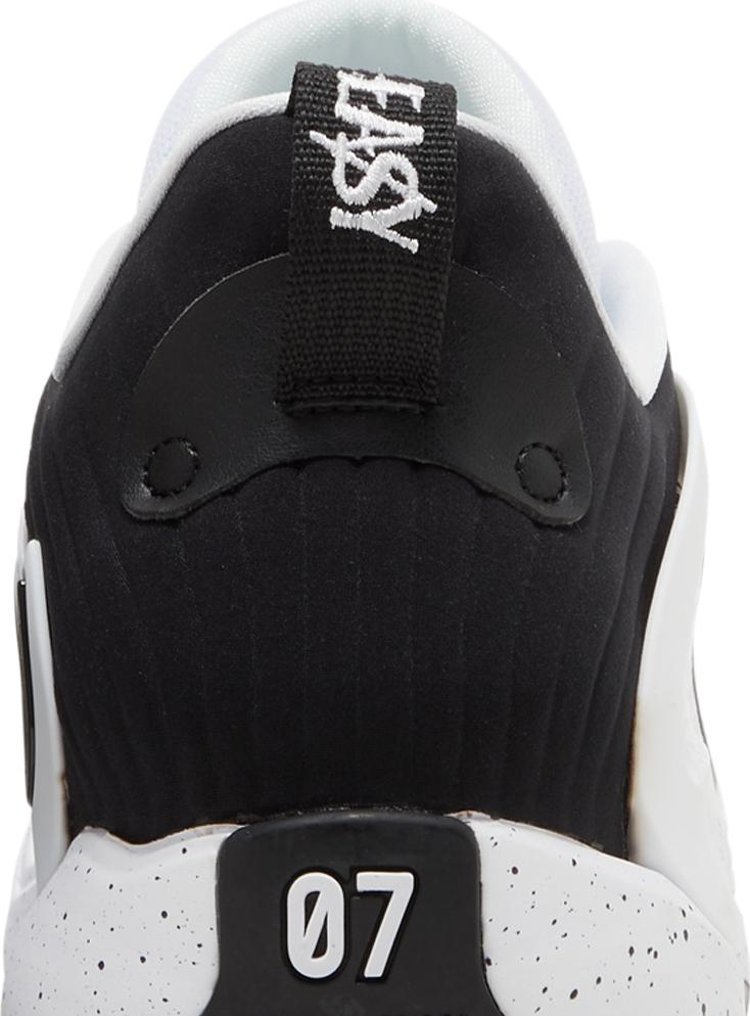 KD 15 TB White Black Speckled